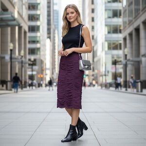 Burberry London Purple Silk Ruched Plisse Straight Pencil Runway Skirt Size 8